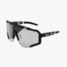 Black/Photochromic Silver