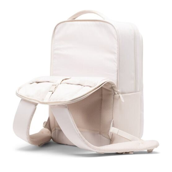 Kaslo - Rucksack in Light Moonbeam Tonal