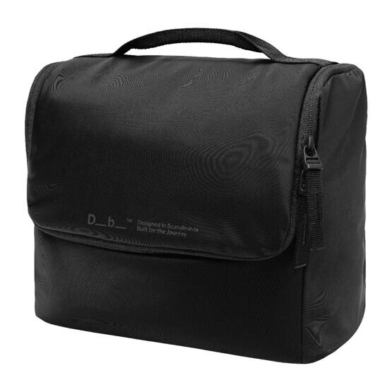 Essential - Wash Bag M, Black Out