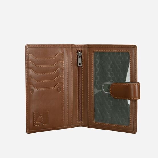 Leather Passport Wallet in Tan