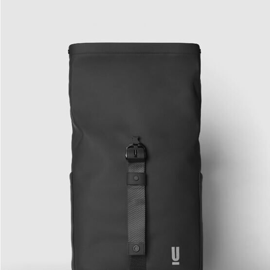 ROLLTOP - Laptoprucksack in Schwarz