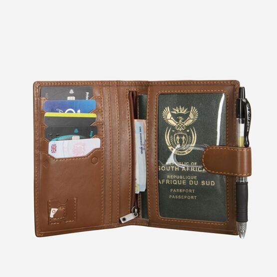 Leather Passport Wallet in Tan