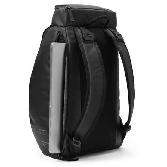 Hugger - Backpack 30L, Black Out