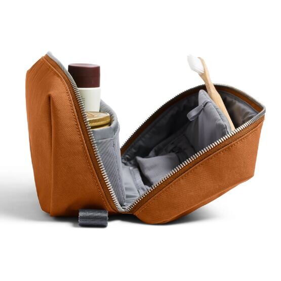 Toiletry Kit Plus Bronze