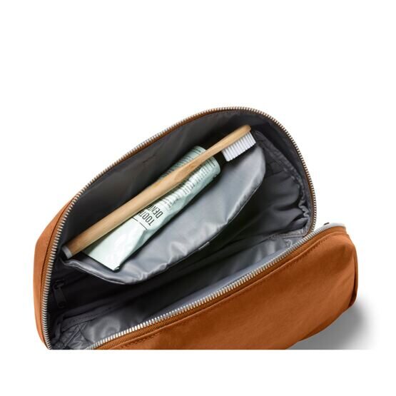 Toiletry Kit Plus Bronze